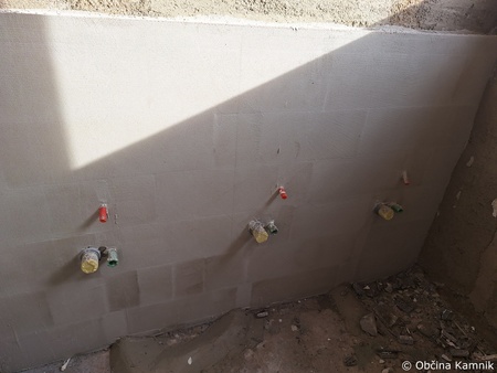 Prenova sanitarij na bazenu Pod skalco (8)